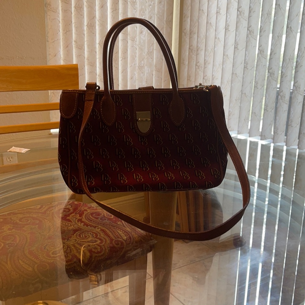 Dooney & Bourke Purse